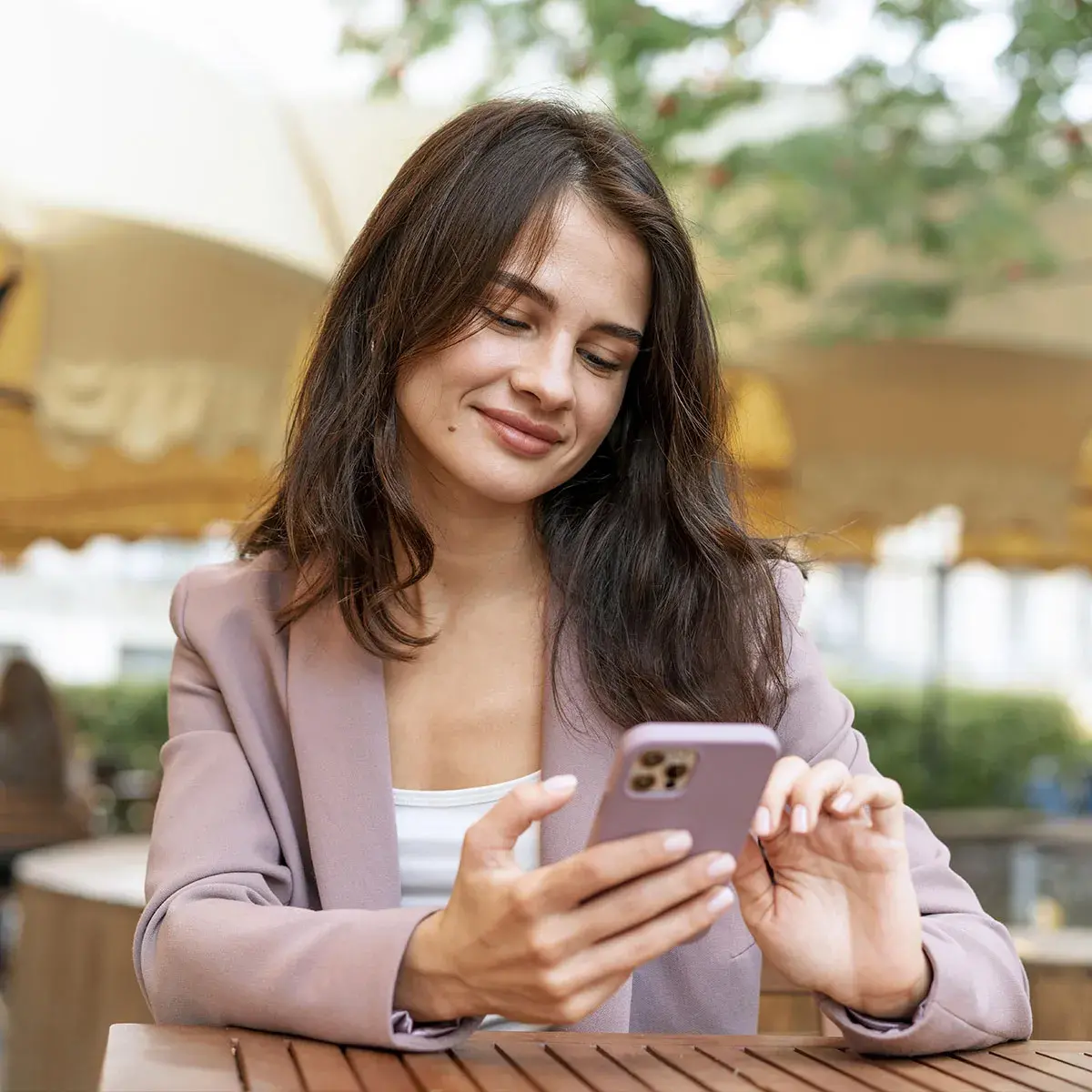 Marca personal y deepfakes: proteger tu identidad digital cuando la IA genera contenido sobre ti